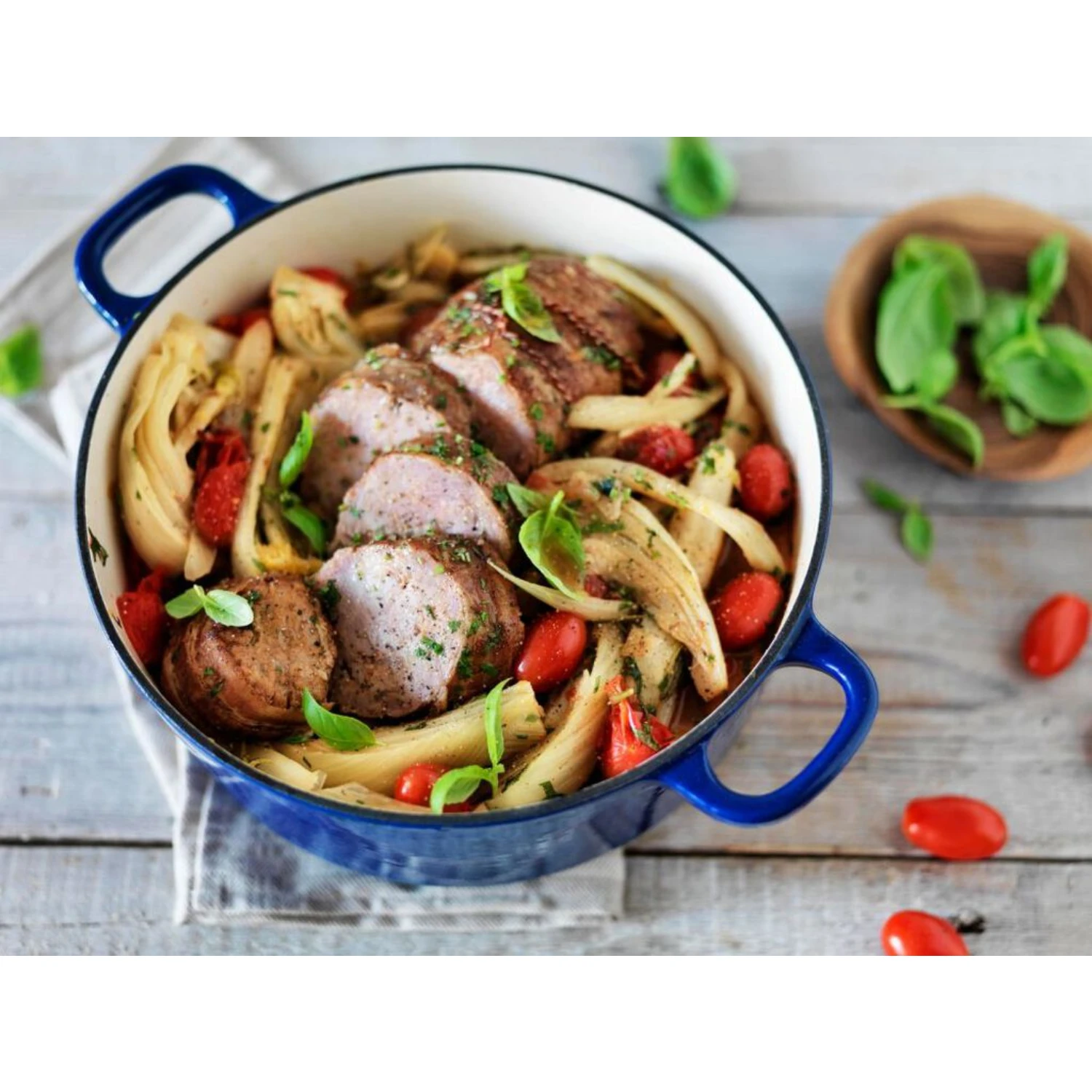 BK Bourgogne Braadpan Ø24 Cm Royal Blue 4 BK Bourgogne Braadpan Ø24 Cm Royal Blue - Afbeelding 2