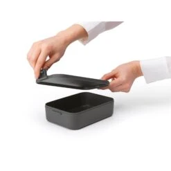 Brabantia Make En Take Lunchbox Medium Donkergrijs -Goedkope Keukengerei Winkel 102 2520 3 1